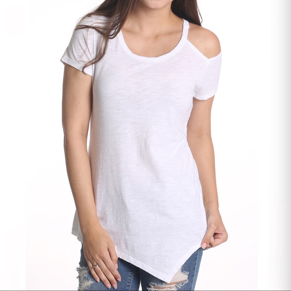NEW Americanable Asymmetric T-shirt size L